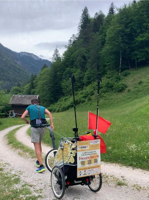 Rainer Juriatti - 1200 km für Sternenkinder